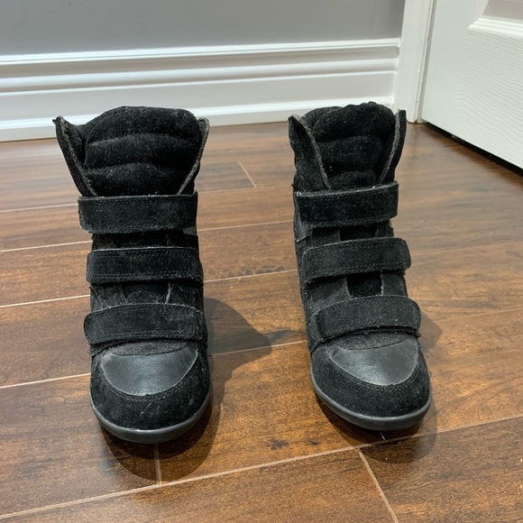 Black Hidden Platform Shoes - Picture 2 of 3